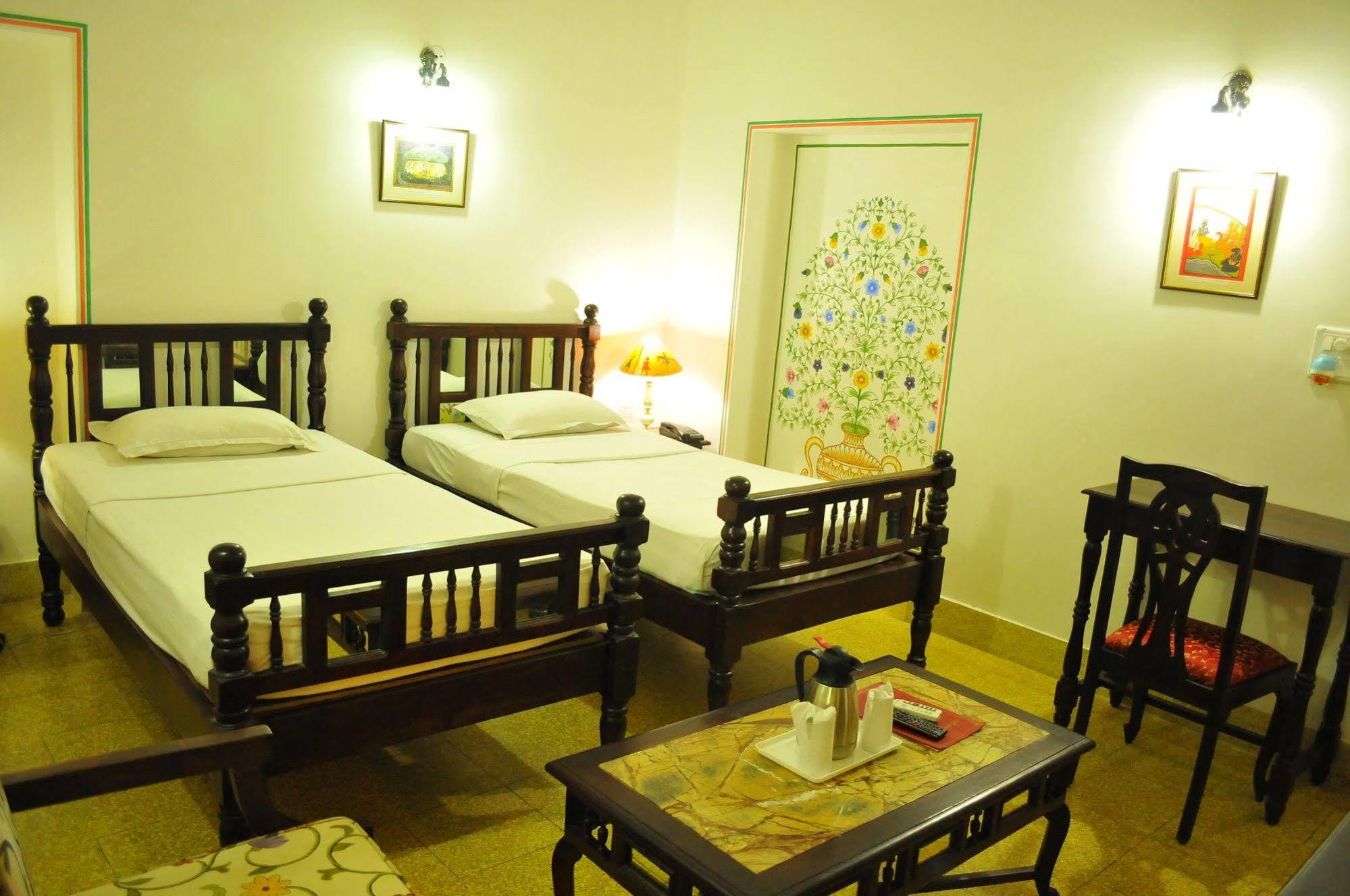Hotel Mahal Khandela Jaipur Extérieur photo